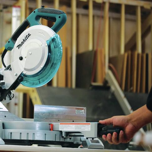 Makita LS1018 10" Dual Slide Compound Miter Saw in Saudi Arabia