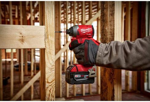 ميلووكي (MLW 2853-22) M18 Fuel 1/4IN Hex Impact Driver XC Kit in Kuwait