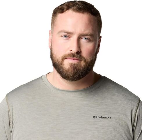 Columbia Men's Sage Peak Knit Short Sleeve Crew in Saudi Arabia