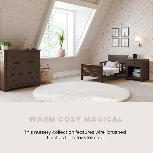 سرير الأطفال الصغار المسطح من Forever Eclectic Woodland، مصنوع من الكمأة المصقولة in Kuwait