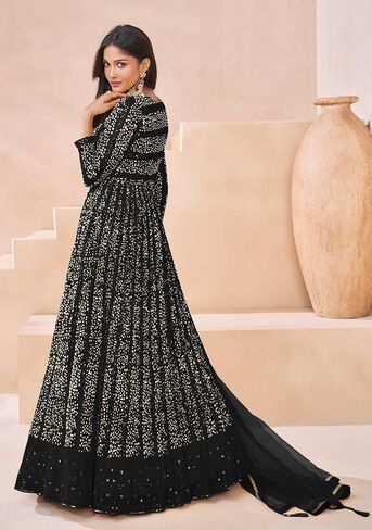 Heni Fashion جاهز لارتداء الحفلات الهندية/الباكستانية على الطراز الباكستاني ارتداء ملابس أناركالي ثوب أناركالي للنساء in Kuwait