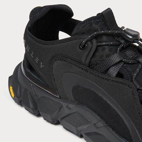 Oakley Men's AquaTerra Hybrid Sandal Hiking Shoe in Saudi Arabia