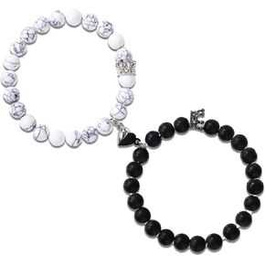 2pcs Magnetic Couples Bracelets, Love Heart Matching Bracelet King & Queen Crown, His and Her Long Connecting Relationship, Jewelry Far Distance Magnet Gift for Women Men Anniversary Valentines Day
