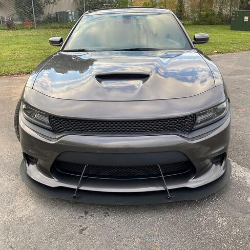 الشفة الأمامية من HECASA متوافقة مع 2015-2023 دودج تشارجر SRT 392/ Scatpack/Daytonas/GT & Hellcat مع قضبان دعم تحت الذقن، موزع فاصل سبويلر أسود in Kuwait