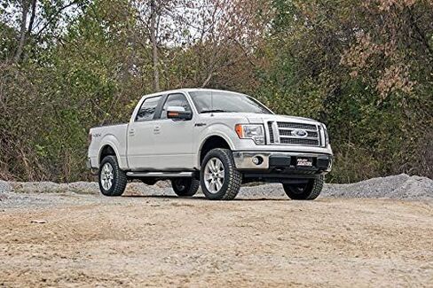 طقم رفع التعليق 2 بوصة من Rough Country لـ 2009-2013 Ford F-150 2WD/4WD - 56830 in Saudi Arabia