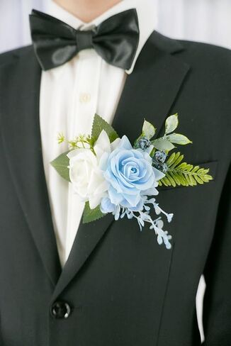 الفاتح الزرقاء الفاتحة و boutonniere مجموعة لحفل حفل زفاف ، وردة الاصطناعية زهرة المعصم الأساور ، والمعصم ، وثيقة ، و boutonniere للرجال زواج الزفاف ديكورات in Kuwait