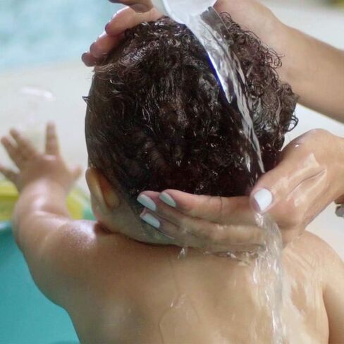 Bundle: Cradle Cap Shampoo 8 oz and Bubble Bath 8 oz in Kuwait