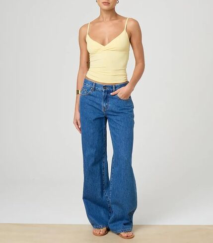 Giraropa Women Summer Basic Cami Shirt Sexy Sleeveless Spaghetti Strap V Neck Tank Top Y2K Slim Fit Going Out Crop Tops in Saudi Arabia