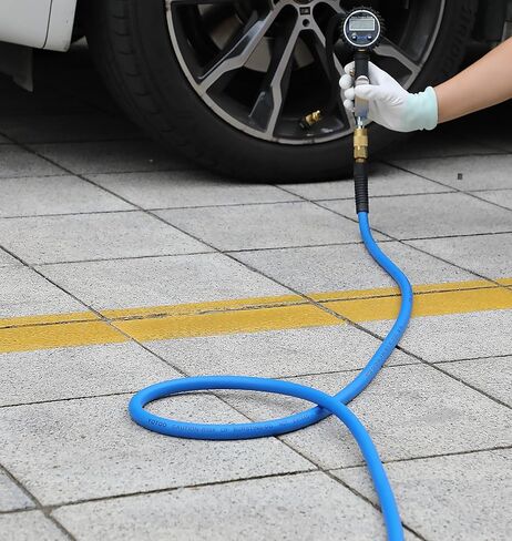 YOTOO Hybrid Air Hose 1/2-Inch I.D. by 100-Feet Long 3/8 inch MNPT Solid Brass Fittings 300 PSI Heavy Duty, Lightweight, Kink Resistant with 3/8" and 1/4" Industrial Quick Coupler Connectors, Blue in Saudi Arabia