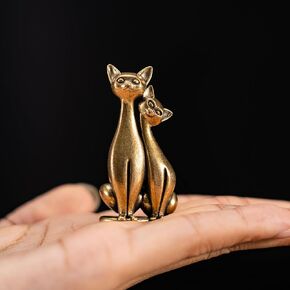 Cat Figurines Cat Decor Vintage Brass Sculpture Art Piece, Intertwined Loving Cats, Ideal Decor for Home, Office, or Café. Perfect for Shelf, Living Room, or Desk Display