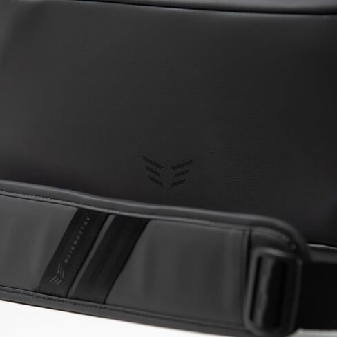 حقيبة طيران سولو بايلوت من وايرورثي (حقيبة طيران ماسنجر)، لون اسود in Kuwait