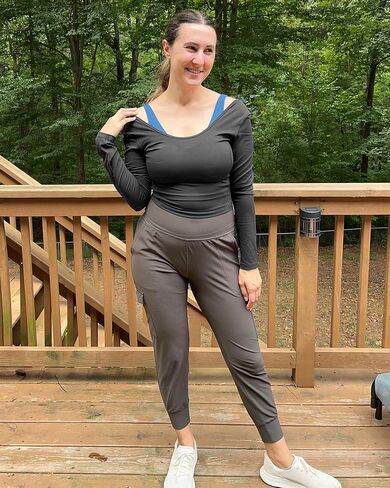 G4Free Barefeel Slim Fitted Womens Long Sleeve Crop Workout Tops Low Back Athletic Yoga Exercise Shirts Scoop Neck Base Layer in Kuwait