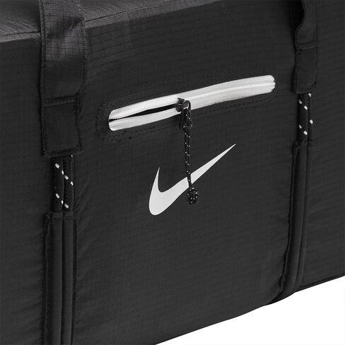 Nike Stash Packable Lightweight Duffel Bag in Saudi Arabia