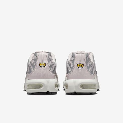 Nike Air Max Plus Women’s Shoes (DZ3671-100 ، White/Black/Picante Red/Citron Pulse) in Saudi Arabia