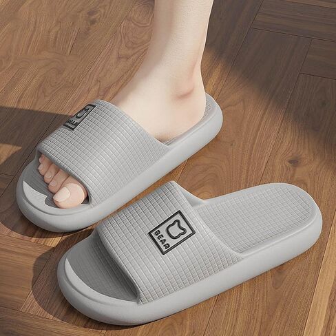 Clouds Slides Pillow Sandals Slippers for Women Lightweight Shower Home Shoes Quick Drying Non Slip Thick Sole in Kuwait