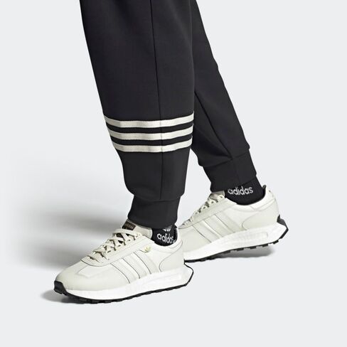 حذاء رياضي نسائي ماركة Adidas Originals Retropy E5 in Saudi Arabia