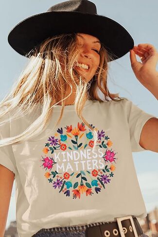 قميص KIDDAD Kindness Matters للسيدات بوهو مطبوع عليه زهور Be Kind تي شيرت قصير الأكمام ملهم للمعلمين in Saudi Arabia