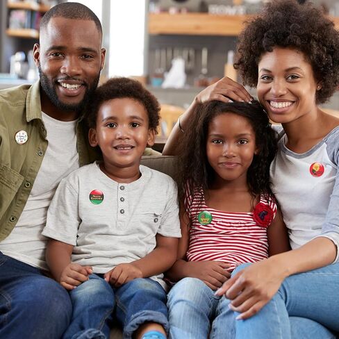 40 قطعة من دبابيس أزرار Dvbonike السعيدة Kwanzaa شارات دائرية للتراث الأفريقي الأمريكي للعطلات، احتفل بدبوس بروش التاريخ الأسود، مستلزمات نشاط وليمة المجتمع لتزيين ملحقات حقيبة الملابس in Kuwait