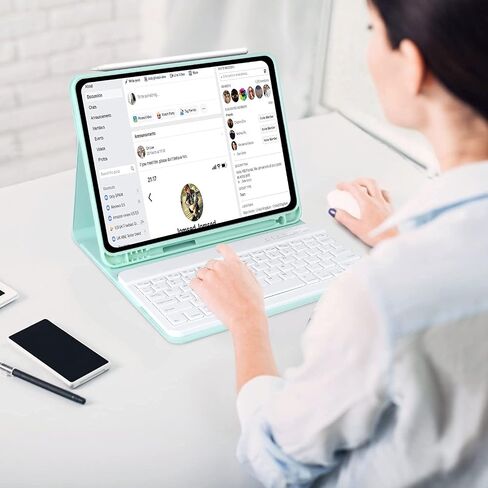 Keyboard Case for iPad Air 11 inch (M4/M3/M2) & iPad Pro 11 inch in Kuwait