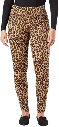 Signature by Levi Strauss & Co. Gold Women's Totally Shaping Pull-On Skinny Jeans (Available in Plus Size), Winetasting, 16 Medium in Kuwait