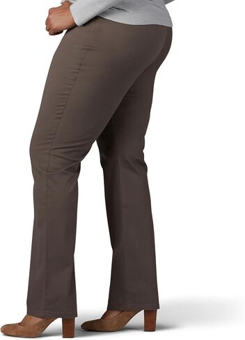 بنطلون Lee Women's Plus مقاس مريح مناسب طوال اليوم بأرجل مستقيمة in Kuwait