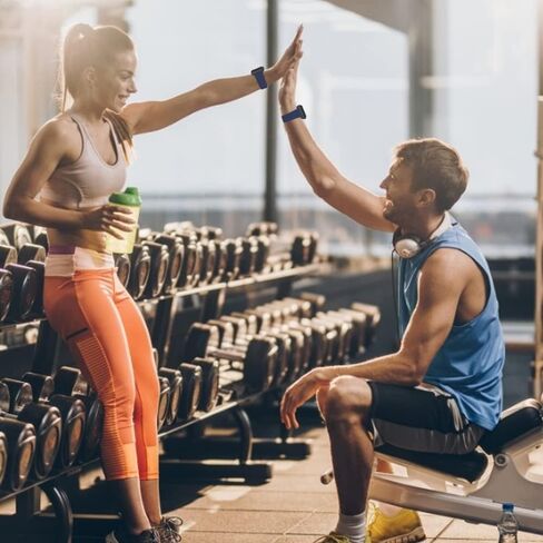 سوار رياضي متوافق مع سوار ساعة Apple مقاس 45 مم 44 مم 42 مم 41 مم 40 مم 38 مم مع جراب واقي للشاشة، حزام سيليكون ناعم للرجال والنساء لسلسلة iWatch 7 6 5 4 3 2 1 SE(40 مم-حجري) in Kuwait