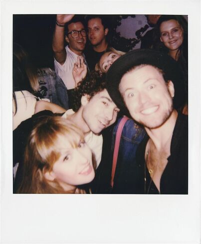 Polaroids Black & White Instant Film, 16 Photos, B&W Film for i-Type Cameras, 2 Pack Bundle with a Lumintrail Lens Cleaning Cloth in Kuwait