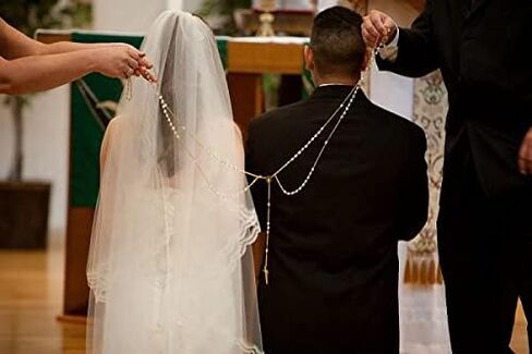 لاسو الزفاف بالكريستال - لازو دي بودا - مسبحة كبيرة الحجم مع صليب لحفل الزفاف - حبل وحدة الزفاف التقليدي - هدية الزفاف (ذهبي) in Kuwait