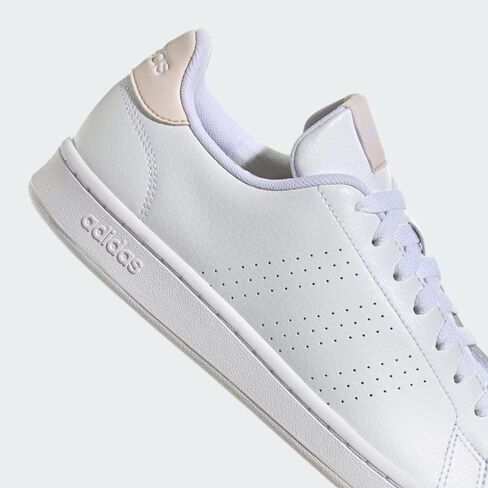 حذاء التنس أدفانتيدج للسيدات من أديداس in Kuwait