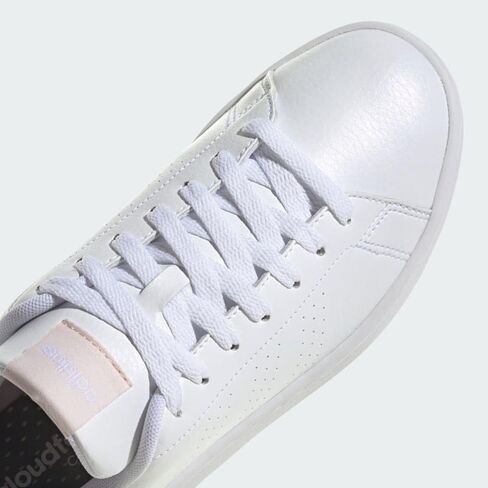 حذاء التنس أدفانتيدج للسيدات من أديداس in Kuwait