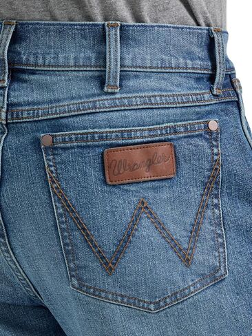 Wrangler Men's Retro Slim Fit Straight Leg Jean, Roughhouse in Saudi Arabia