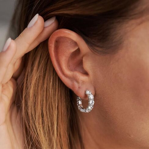 اقراط مرصعة بالماس عالي الكربون للنساء من جيريويز، لا تسبب الحساسية من الفضة الاسترليني عيار 925 على شكل حرف D، اقراط مرصعة بالماس دائرية الشكل مصنوعة في المختبر (فضي) in Kuwait