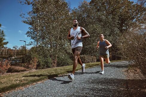 ميزونو شورت رجالي قصير انفينيتي 7 بوصة للرجال من ميزونو in Kuwait