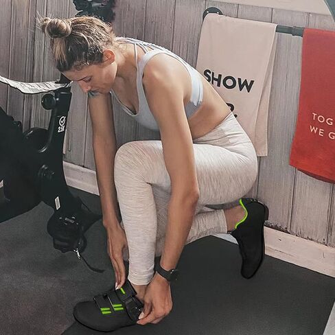 احذية ركوب الدراجات للرجال والنساء متوافقة مع احذية بيلاتون للدراجات الهوائية ودراجات الطرق مثبتة مسبقا مع مشابك دلتا ودواسة للاستخدام الداخلي والخارجي in Kuwait