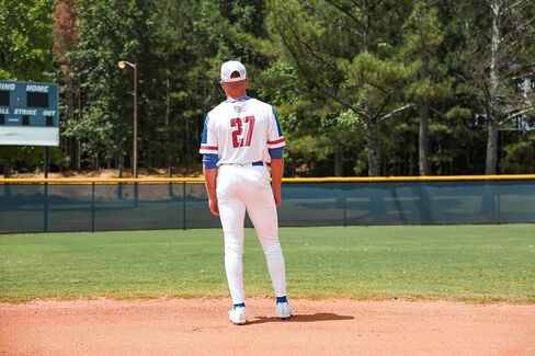 Mizuno Men's Premier Pro Tapered Pant in Kuwait