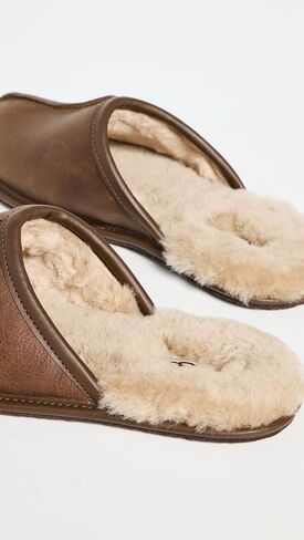 UGG Men's, Scuff Slipper in Saudi Arabia