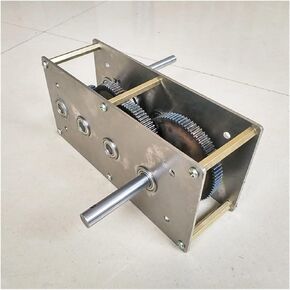 Hand Crank Generator Speed Increasing Gear Box Can Be Customized Wind Hydraulic Transmission Gear Set Gearbox Reduction Box for Beginners DIY(1 to 22Gear Ratio)