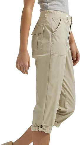 Bermuda Cargo Shorts for Women with 6 Pockets Knee Length Twill Half Casual Dressy Shorts Pants Bottoms in Kuwait