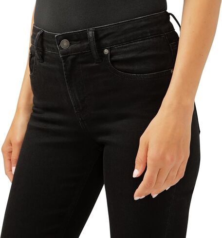 Silver Jeans Co. Women's Avery High Rise Curvy Fit Capri Jeans in Kuwait