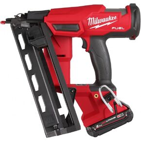 Milwaukee M18 FN16GA-202X Cordless Nailer