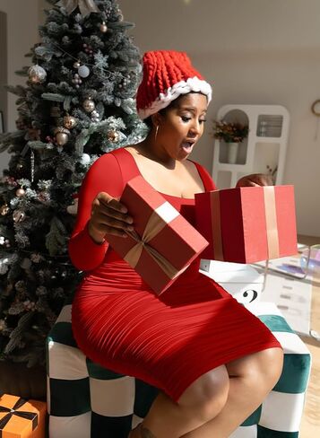 LAGSHIAN Women's Plus Size Sexy Bodycon Long Sleeve Scoop Neck Ruched Basic Midi Party Dress in Saudi Arabia