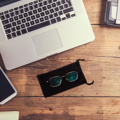 حقيبة Frienda مكونة من 25 قطعة من الألياف الدقيقة وحقيبة النظارات الشمسية وحقيبة ناعمة مع قطعة قماش لتنظيف النظارات in Kuwait