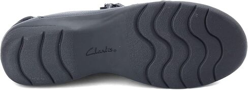 حذاء ChNG-Madi سهل الارتداء من Clarks in Saudi Arabia