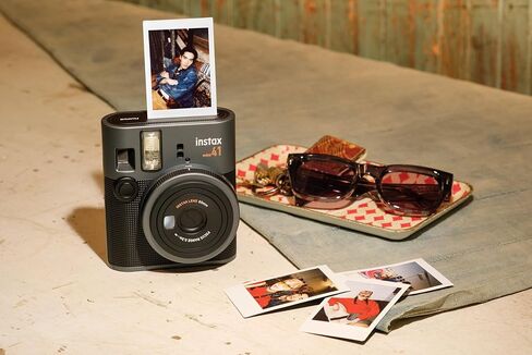 Fujifilm Instax Mini 41 Camera Fore Film Camera in Kuwait