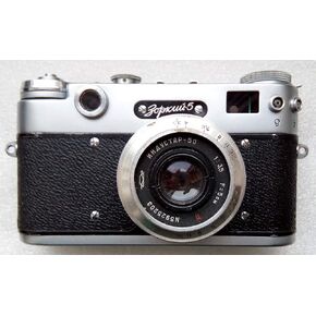 Zorki 5 USSR Soviet Union Russian rangefinder Camera with Industar 50 Lens