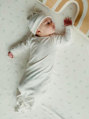 Under the Nile Organic Cotton Knotted Gown and Beanie Set, Shadow Floral. 0-3 Months in Kuwait