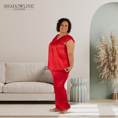 طقم بيجامة نسائية بأكمام قصيرة من Shadowline in Kuwait