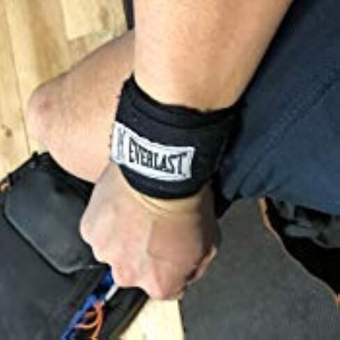 Everlast Worldwide 108-Inch Hand Wrap (Black) in Saudi Arabia