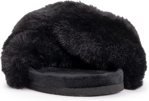 MUK LUKS Women's Hydrangea Slipper in Saudi Arabia
