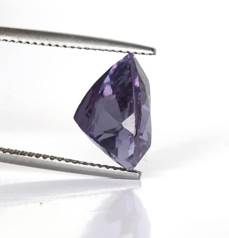 REAL-GEMS - Multicolor Alexandrite 11Ct. Square Cut Loose Gemstone for Birthday Gifts in Saudi Arabia